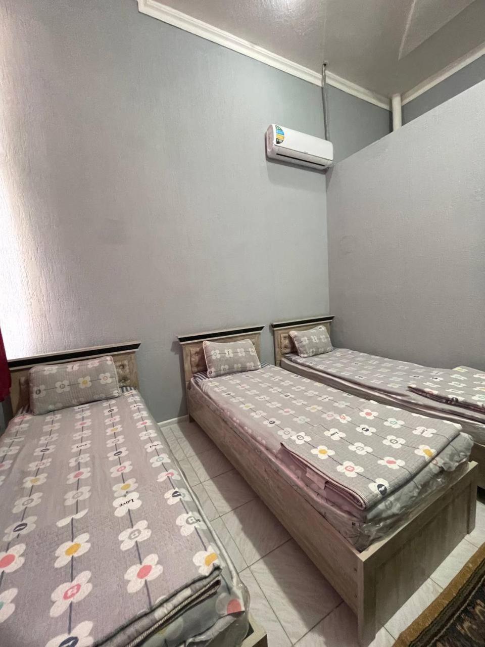Hostel Nabi Bobo Samarkand Bagian luar foto